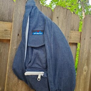 Kavu Sling Bag